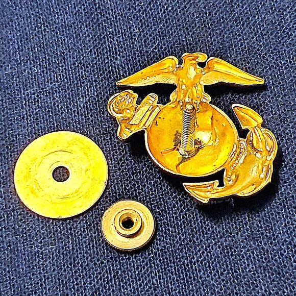 U.S. Marine Corps Gold Eagle, Globe & Anchor (EGA) Lapel Pins - Picture 3 of 10